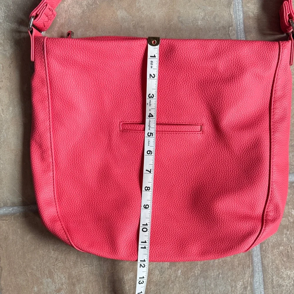 Jewell by Thirty-one Coral Shoulder Bag - Stylish Everyday Tote